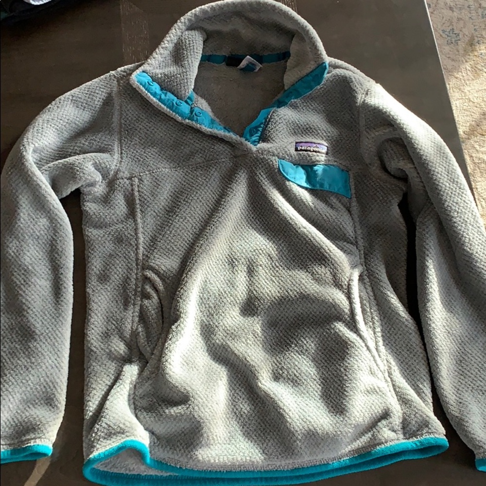 Patagonia sweatshirt